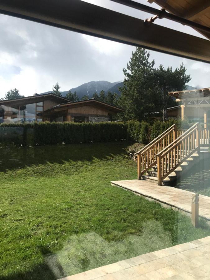 Pirin Golf Emila Шале Бансько
